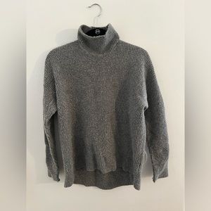 Madewell Large grey turtleneck sweater
